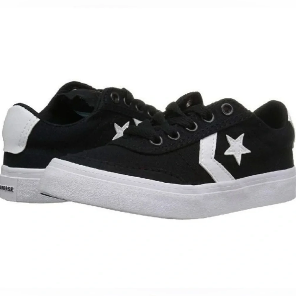 Converse Courtland Ox‎ Sneaker/Shoe | New in BOX/NWT!! 👟🖤